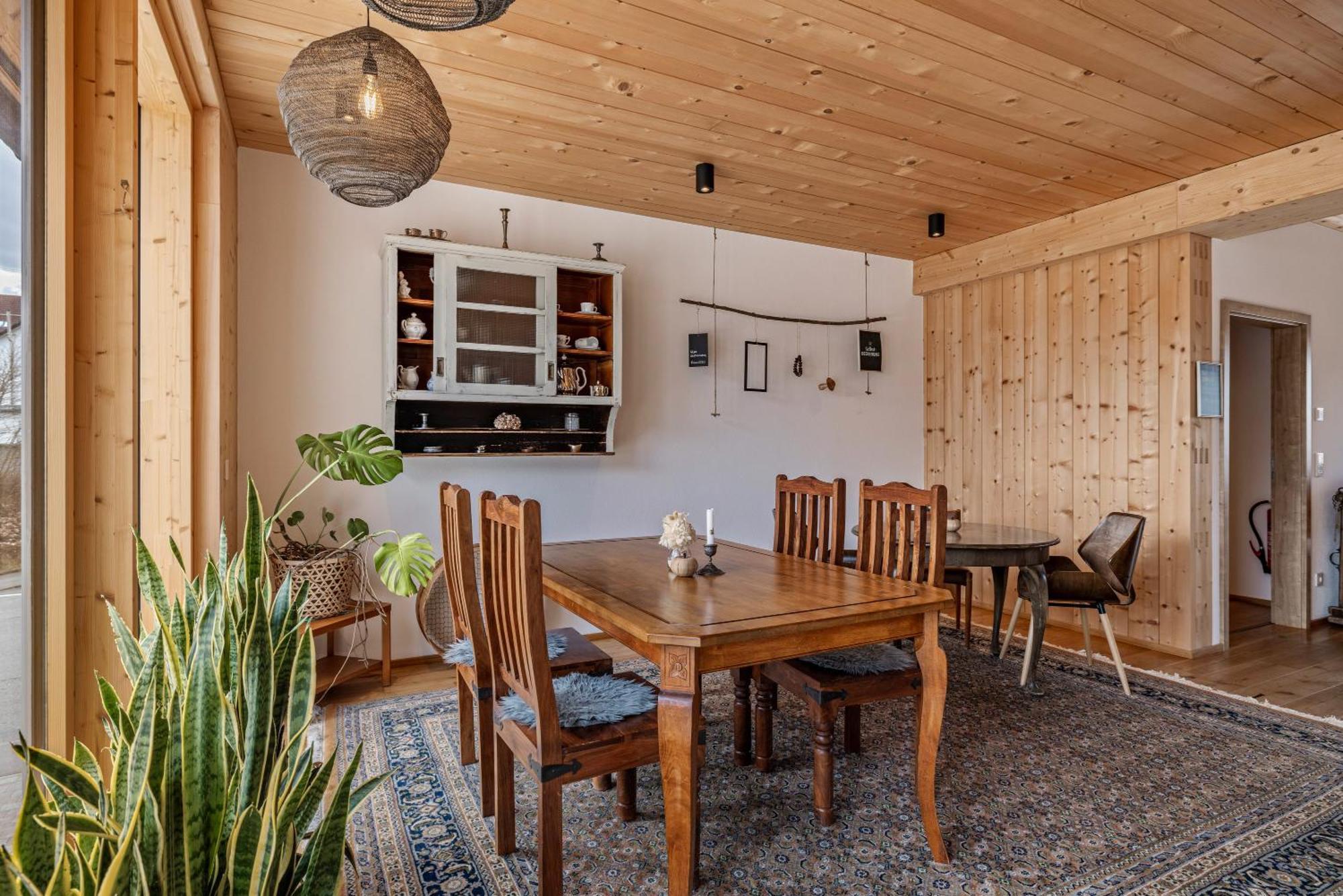Krone Lautlingen Албщат Екстериор снимка